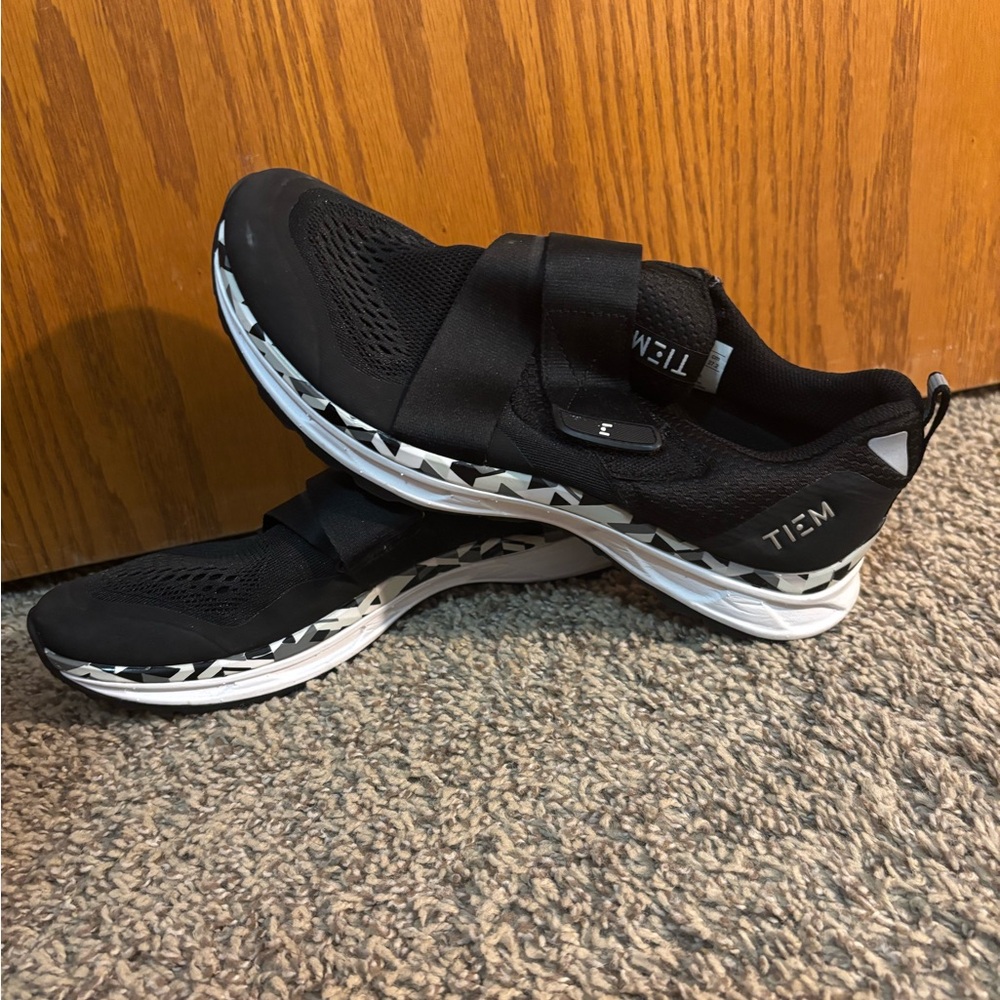 TIEM cycling shoes